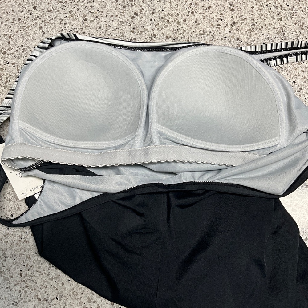 Penbrooke Swimsuit NWT - Picture 7 of 8